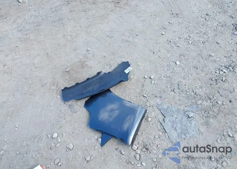 2013 Toyota Corolla Le z USA, uszkodzony, nr VIN 2T1BU4EE3DC059127